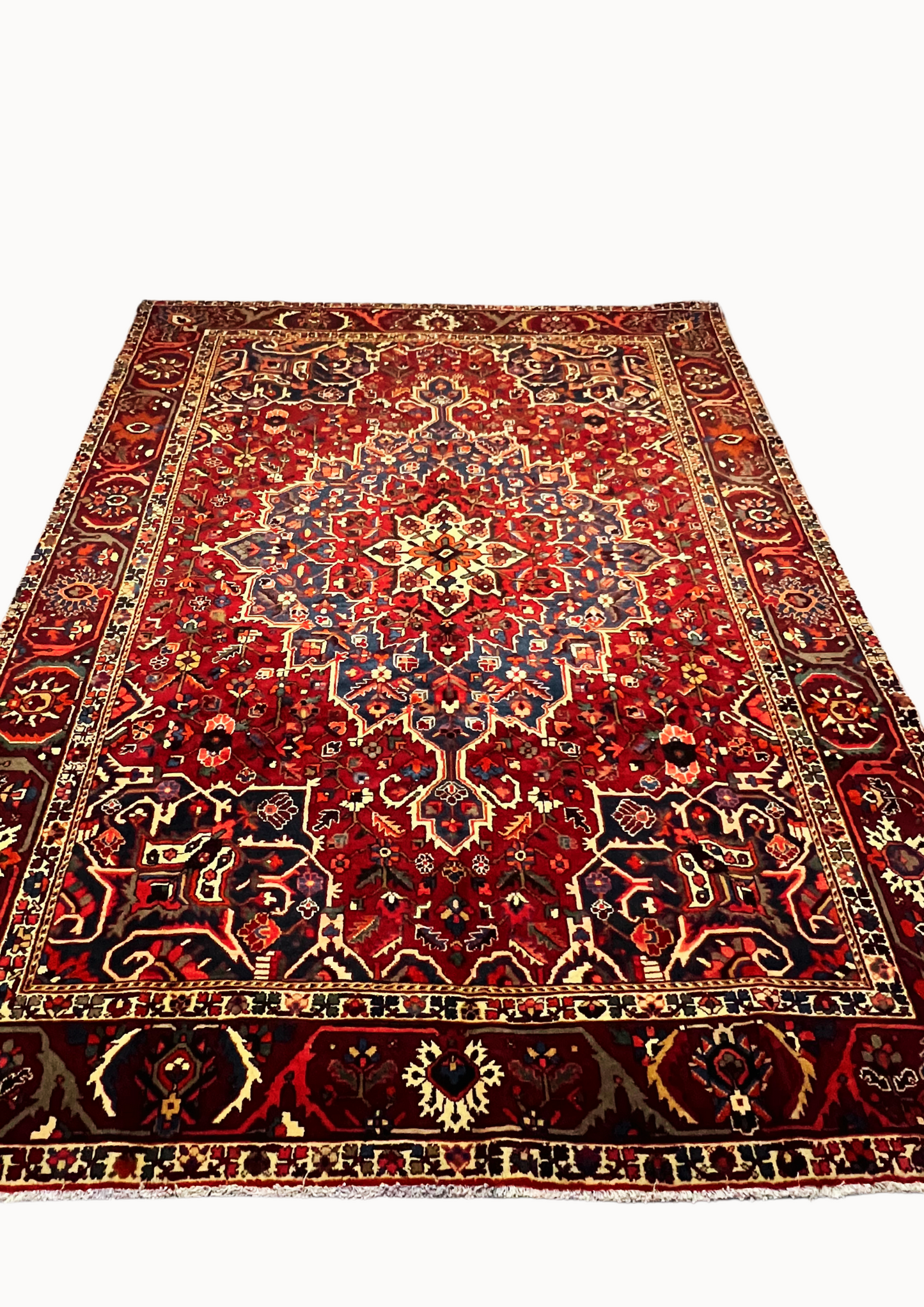 MH0054 Hand-Knotted Bakhtiari Antique Rug